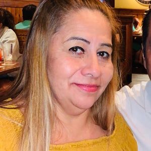 Meet your Posher, Rina